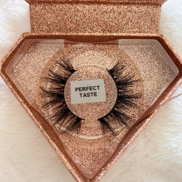 Perfect Taste Faux Mink Eye Lashes - Picture 1 of 5